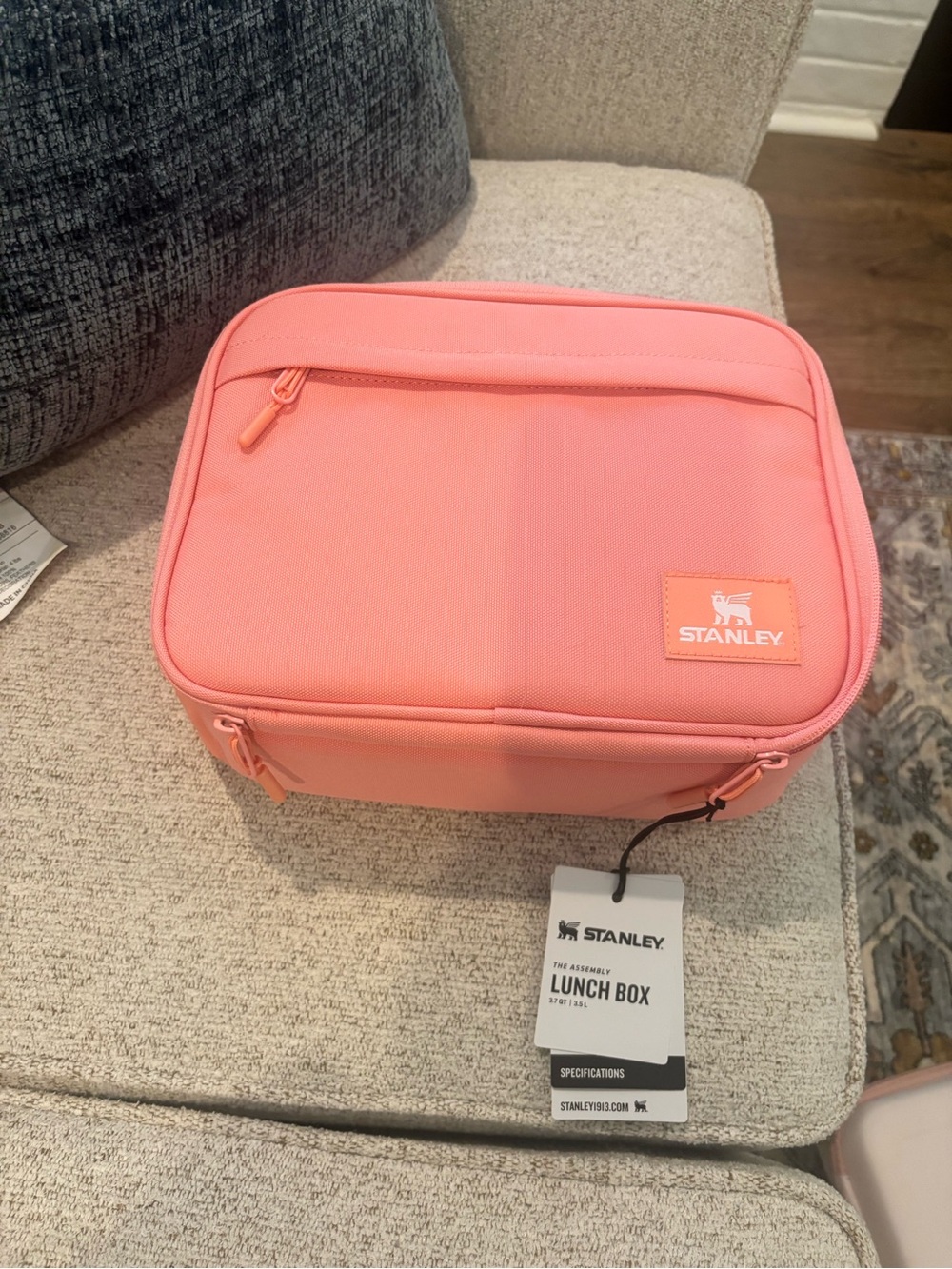 STANLEY Assembly Lunch Box 3.5L, Insulated Lunch Bag, Pink, 3.7 Quarts New